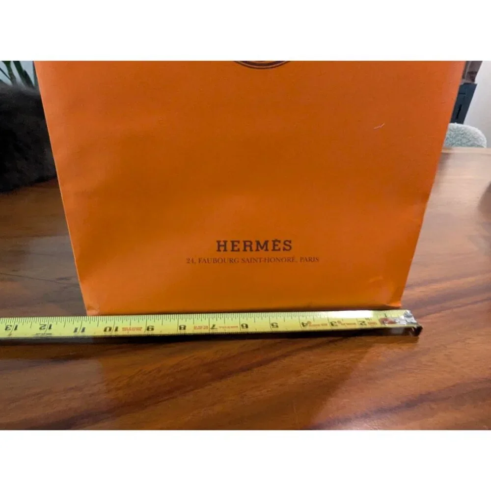 Hermès Orange Paper Gift Bag With Handle 11